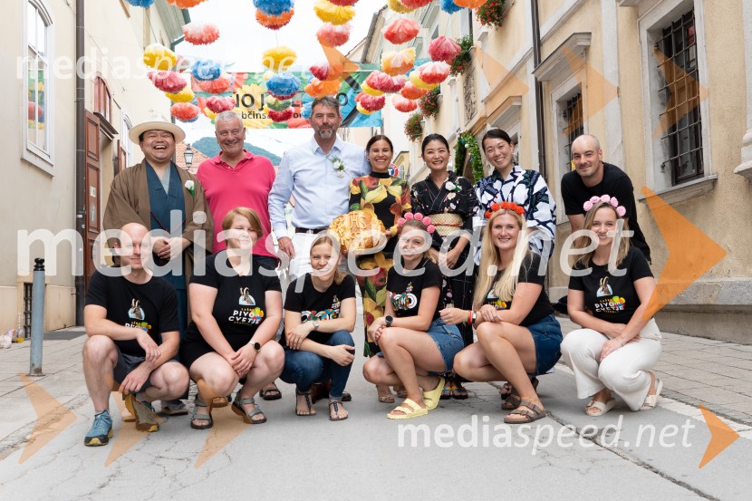 Pivo in cvetje 2026, nedelja