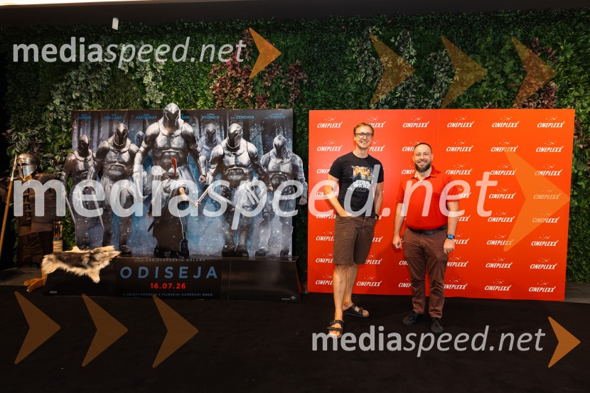  David Zupančič, specializant infektologije, pisatelj in spletni vplivnež; dr. med. spec Aljoša Frelih, ginekolog in porodničarOdiseja, premiera, Cineplexx
