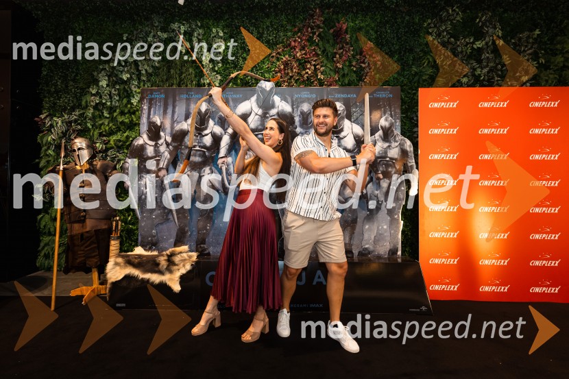  Lucija Burgar, študentka seksologije;  Jan Potrč, glasbenikOdiseja, premiera, Cineplexx