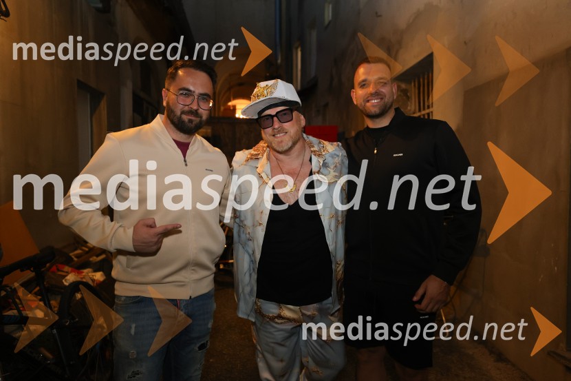  Darius Jović, fotograf in snemalec;  Štefan  Čamič - Steffanio, skupina Game Over;  ... STEFFANIO predstavlja trilogijo videospotov: zgodbo o boju, ljubezni in ponovnem rojstvu