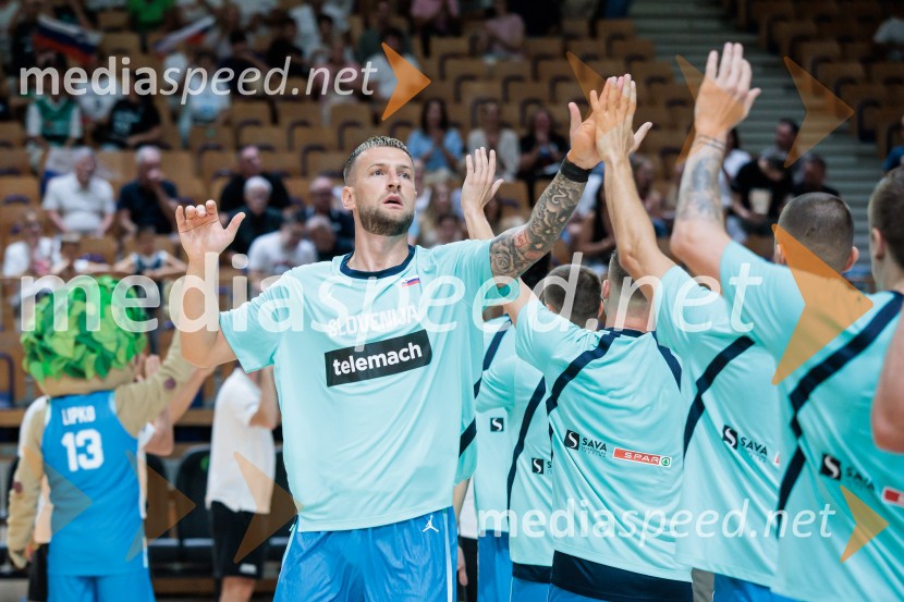  Alen Omić, košarkarSlovenija premagala Latvijo