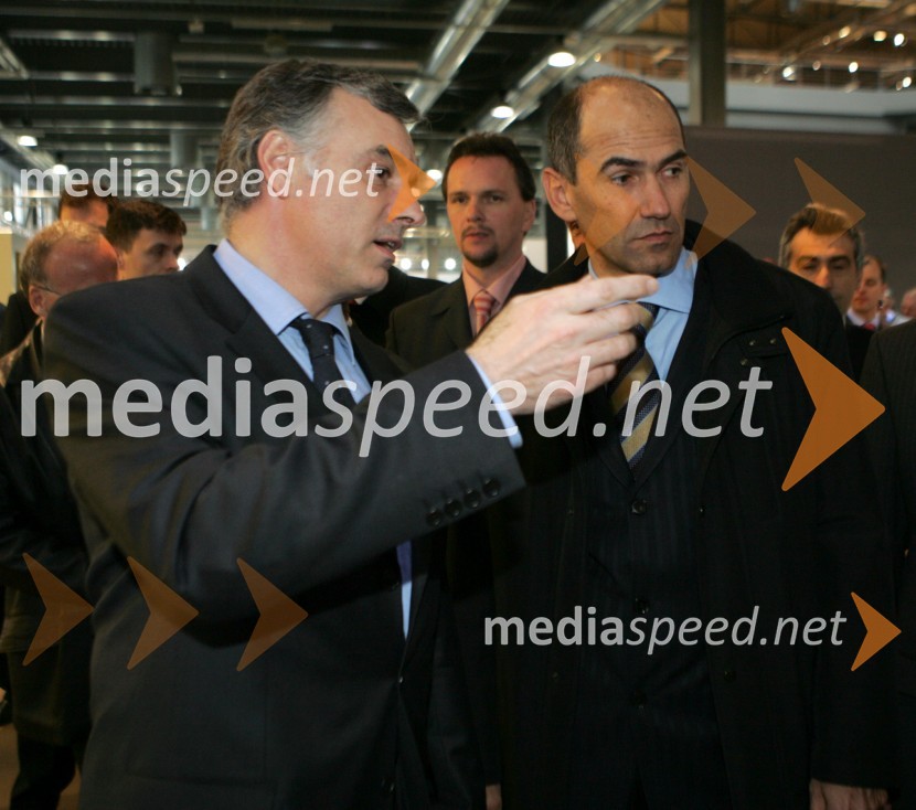 Bernard Chretien, direktor podjetja Renault Nissan Slovenija d.o.o. in Janez Janša, predsednik Vlade Republike Slovenije23. avtomobilski salon Slovenije, Celje