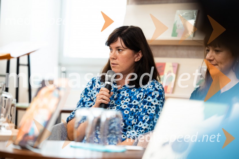  Katja Preša, pripovedovalka70. obletnica zbirke Zlata ptica