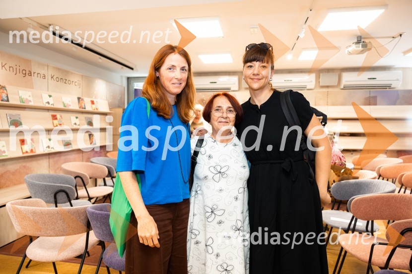  Tanja Komadina,   ilustratorka in likovna urednica, Mladinska knjiga;  Slavica Remškar, lektorica;  Maša P. Žmitek, ilustratorka70. obletnica zbirke Zlata ptica