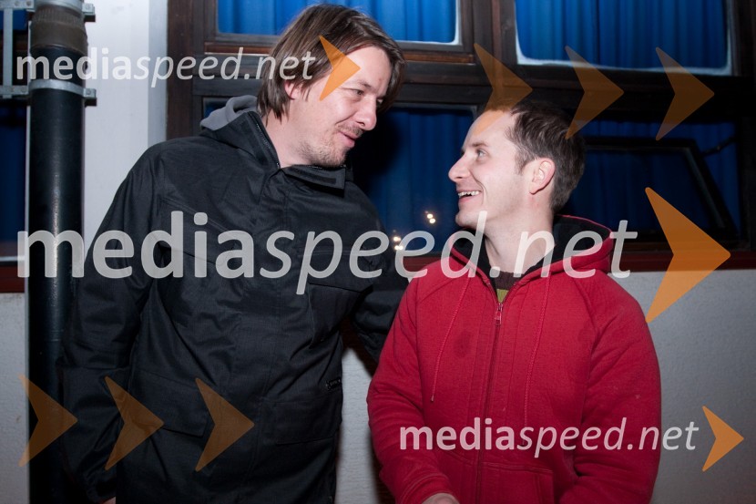 	Damir Leventič, scenograf in igralec in Miha Brajnik, igralecOptimist, premiera