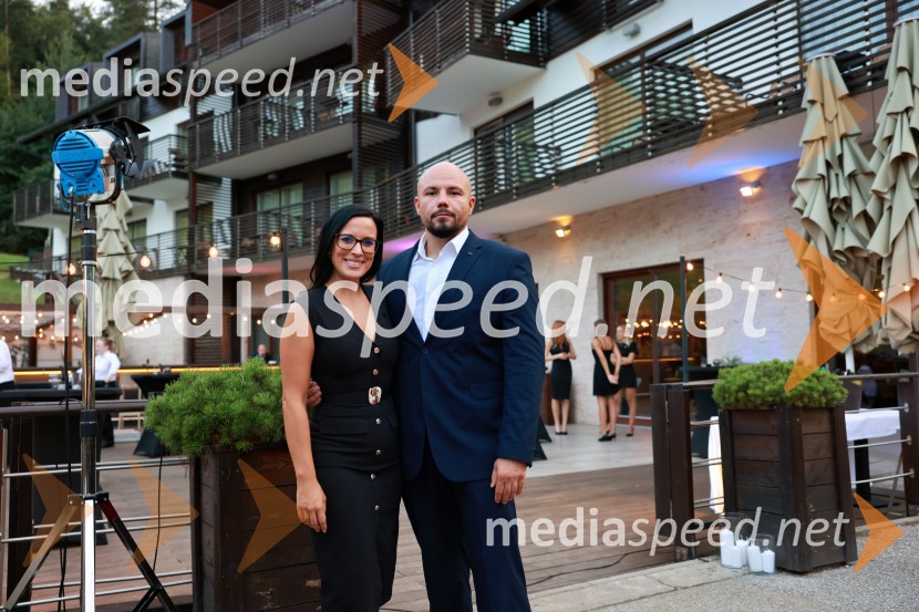 Hotel Arena z večerom pod zvezdami obuja spomin na radvanjske noči