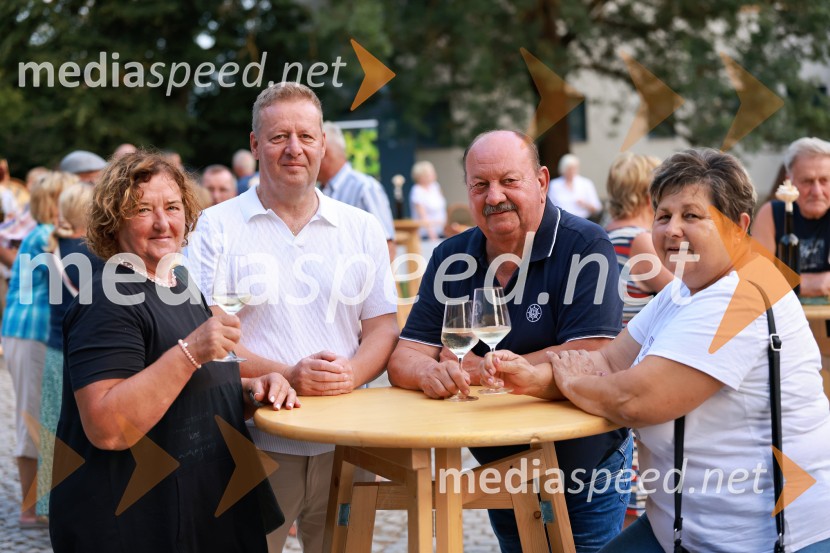  ... ;  Igor Magdič, direktor Zavoda za turizem in razvoj Lendava;  ... ;  ... Večer lendavskih vin in koncert kvarteta Duh, Festival Vinarium