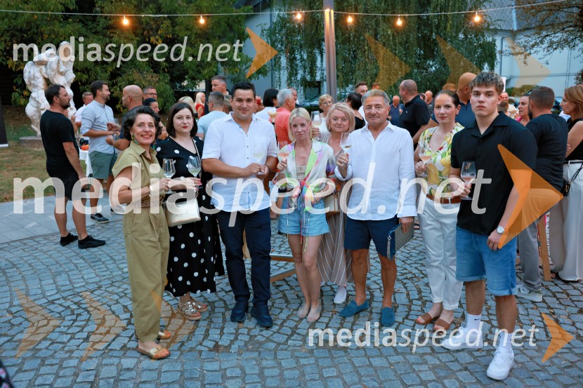  Eva Lőrincz;  ... ;  ... ;  ... ;  ... ;  ... ;  ... Večer lendavskih vin in koncert kvarteta Duh, Festival Vinarium