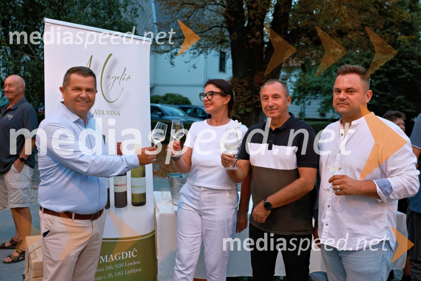  Janez Magyar, župan, Občina Lendava;  Edita Magdič, Vinarstvo Magdič;  Andrej Matjašec, podžupan, Občina Lendava;  Patrik KocetVečer lendavskih vin in koncert kvarteta Duh, Festival Vinarium