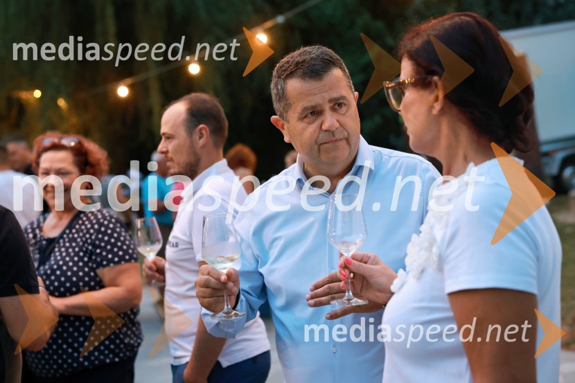  Janez Magyar, župan, Občina LendavaVečer lendavskih vin in koncert kvarteta Duh, Festival Vinarium