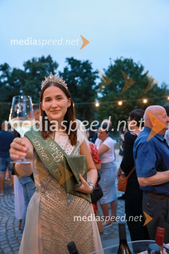  Tia Tonkovič, 2. vinska kraljica LendaveVečer lendavskih vin in koncert kvarteta Duh, Festival Vinarium