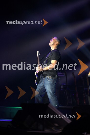 Eros Ramazzotti, pevecEros Ramazzotti, koncert