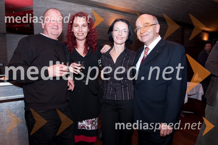 Saško Djuraševič, Janja Sfiligoj, profesorica, Mitja Rotovnik, direktor Cankarjevega doma in negova snaha Mateja20. ljubljanski mednarodni filmski festival LIFFe, podelitev nagrad