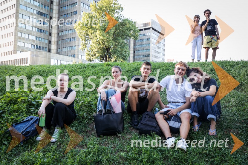 Predstavitev nove sezone, Slovensko mladinsko gledališče
