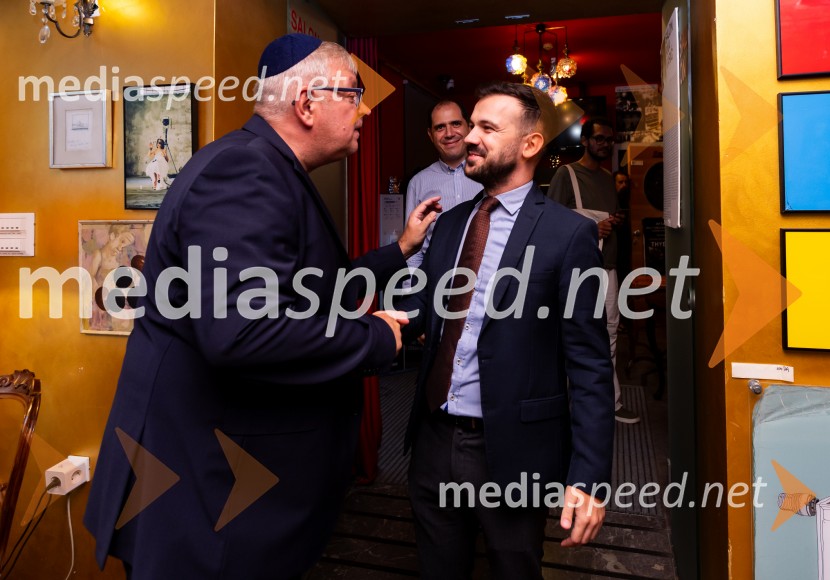  Robert Waltl, direktor, Mini teater;  ... Evropski dnevi judovske kulture, odprtje razstave in koncert skupine Hamsa