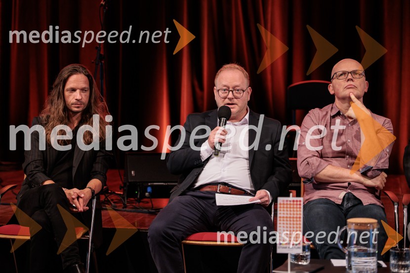  Peter Baroš, direktor kulturno-umetniškega programa Cankarjevega doma; mag. Aleš Drenik, vodja programa resne glasbe, opere in balet, Cankarjev dom;  Simon Popek, vodja filmskega programa Cankarjevega domaPredstavitev nove sezone, Cankarjev dom