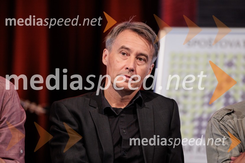  Aleš Šteger, pesnik, pisateljPredstavitev nove sezone, Cankarjev dom