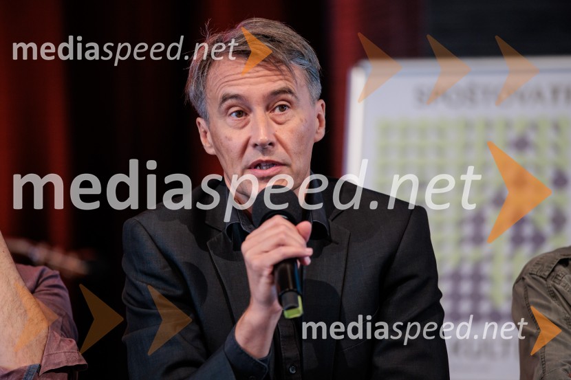  Aleš Šteger, pesnik, pisateljPredstavitev nove sezone, Cankarjev dom