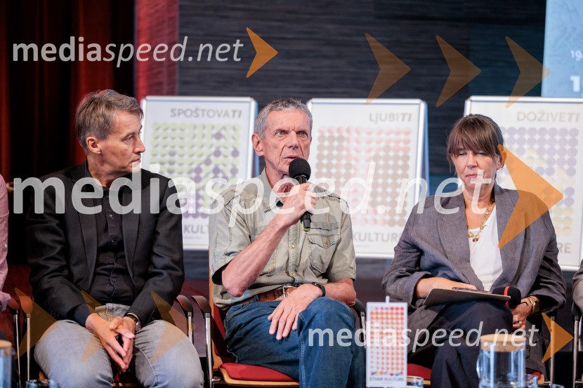  Aleš Šteger, pesnik, pisatelj; dr. Ivan Šprajc, arheolog;  Barbara Rogelj, vodja humanističnega in kulturno-vzgojnega programa, Cankarjev domPredstavitev nove sezone, Cankarjev dom