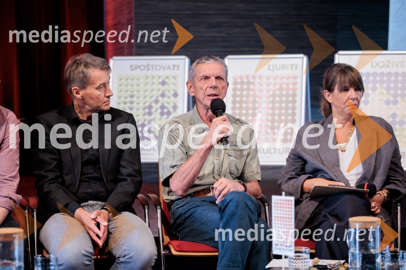  Aleš Šteger, pesnik, pisatelj; dr. Ivan Šprajc, arheolog;  Barbara Rogelj, vodja humanističnega in kulturno-vzgojnega programa, Cankarjev domPredstavitev nove sezone, Cankarjev dom