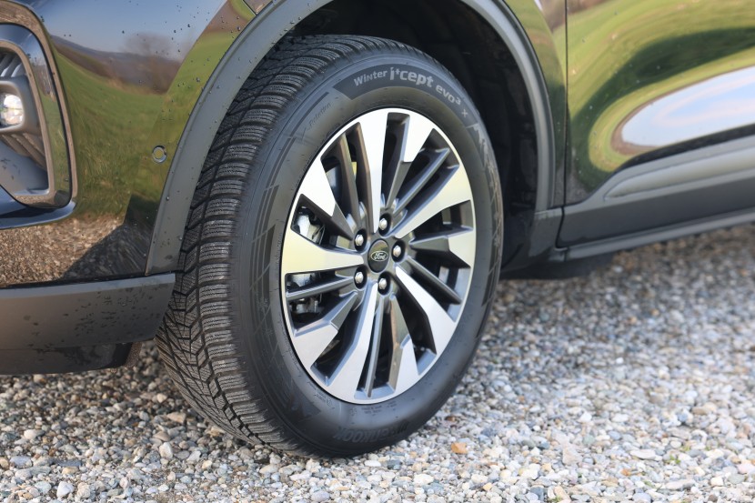 Ford Kuga 2.5 PHEV FWD Titanium
