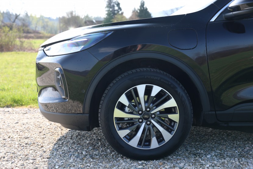 Ford Kuga 2.5 PHEV FWD Titanium