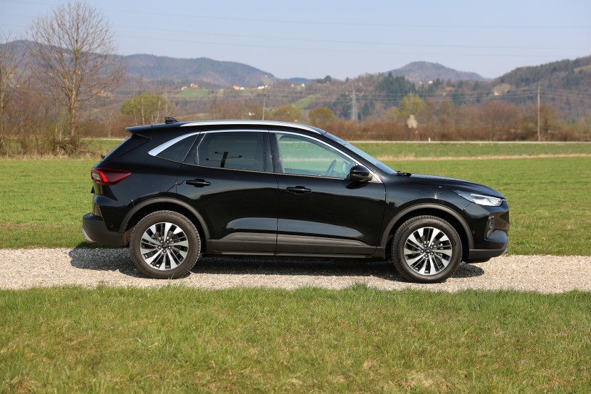 Ford Kuga 2.5 PHEV FWD Titanium