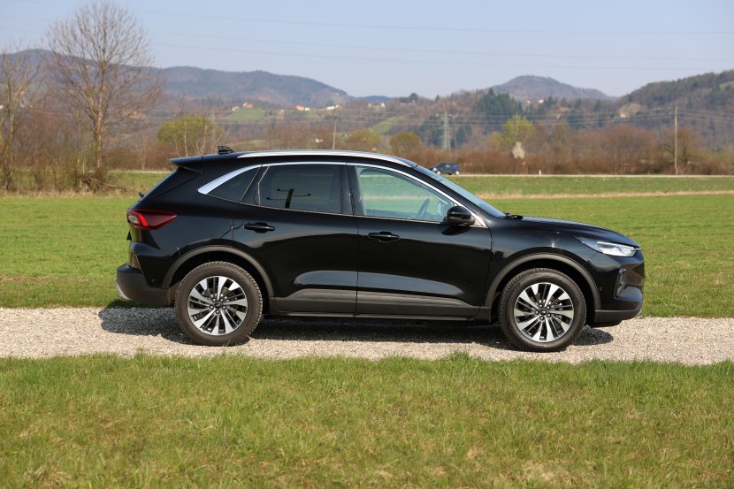 Ford Kuga 2.5 PHEV FWD Titanium