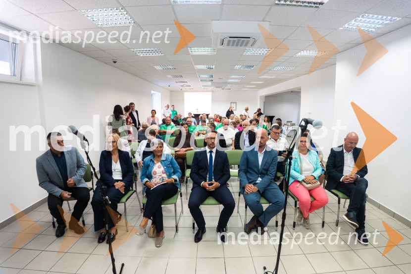 Želva odprla nove poslovne prostore, Škofja Loka