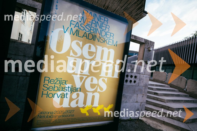 Osem ur ni ves dan, premiera, Slovensko mladinsko gledališče
