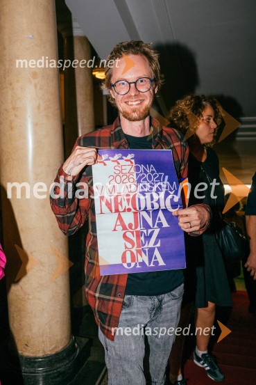 Osem ur ni ves dan, premiera, Slovensko mladinsko gledališče