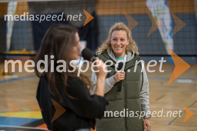  Vesna Ponorac, igralka, moderatorka;  Ilka Štuhec, nekdanja slovenska alpska smučarkaŠportno popoldne z Vesno Ponorac, Hitradiem Center in Olimpijskim komitejem Slovenije