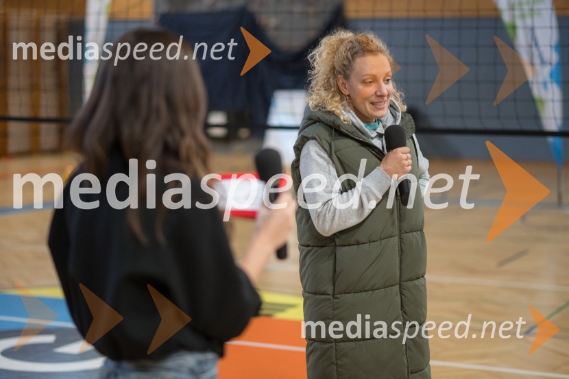  Vesna Ponorac, igralka, moderatorka;  Ilka Štuhec, nekdanja slovenska alpska smučarkaŠportno popoldne z Vesno Ponorac, Hitradiem Center in Olimpijskim komitejem Slovenije