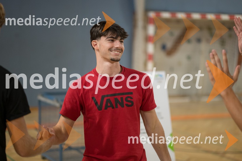  Aleks BlagojevićŠportno popoldne z Vesno Ponorac, Hitradiem Center in Olimpijskim komitejem Slovenije