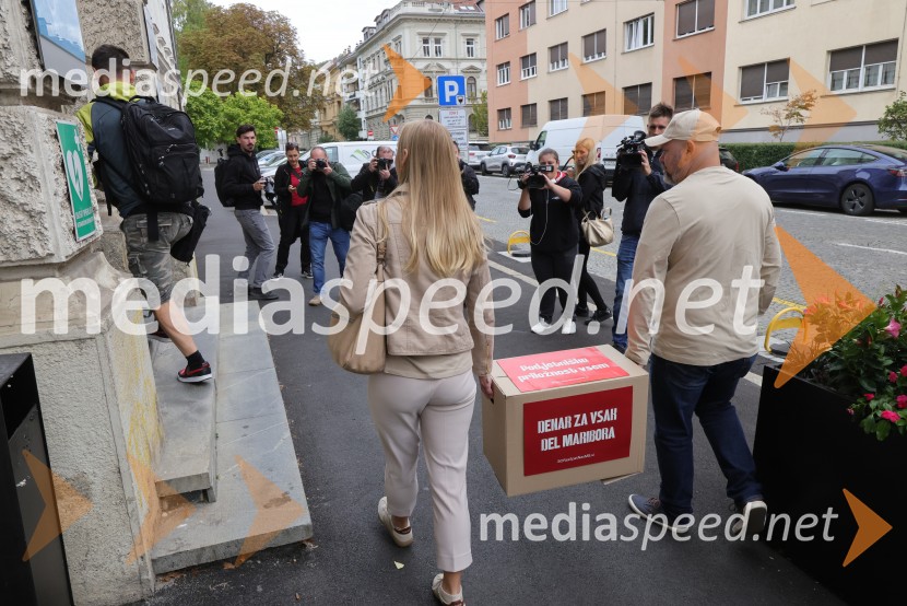 Bor Greiner vložil župansko kandidaturo s podporo volivk in volivcev