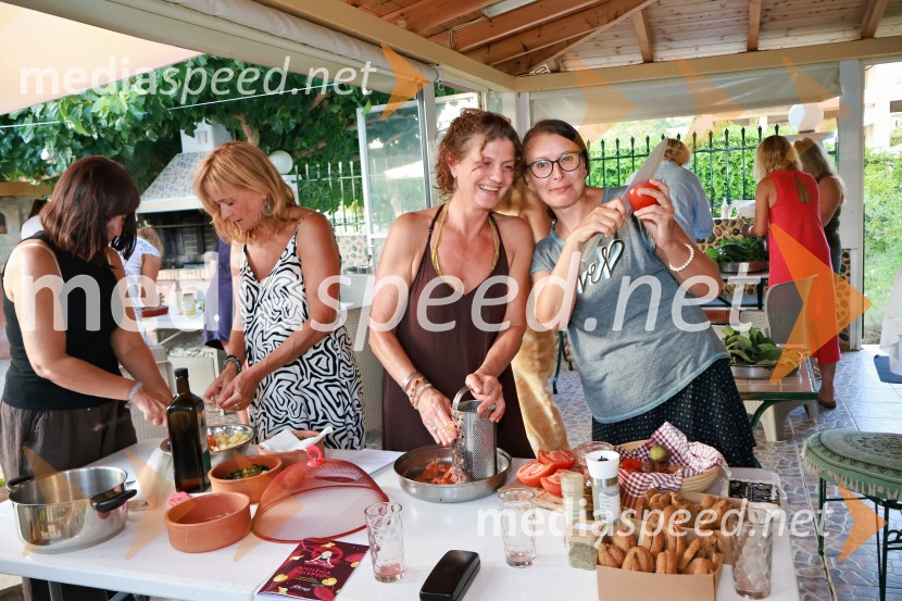 Tereza Poljanič in kulinarični joga oddih na Kreti