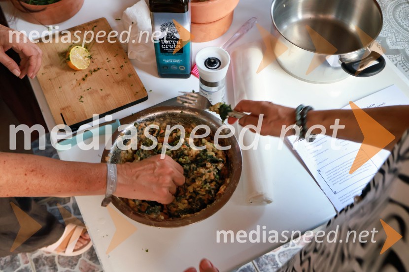 Tereza Poljanič in kulinarični joga oddih na Kreti