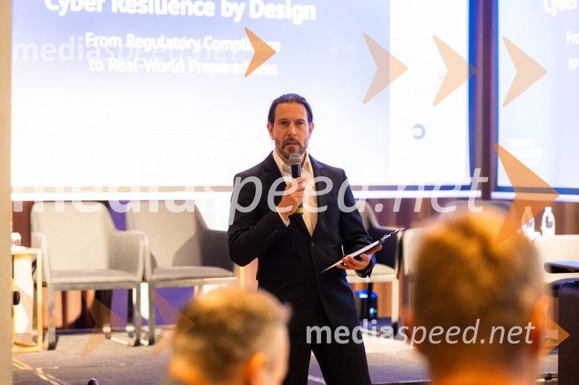 Kibernetska odpornost kot del poslovne strategije, konferenca Tea with Reason