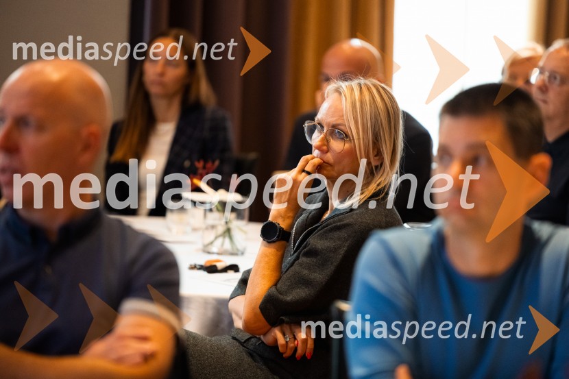 Kibernetska odpornost kot del poslovne strategije, konferenca Tea with Reason