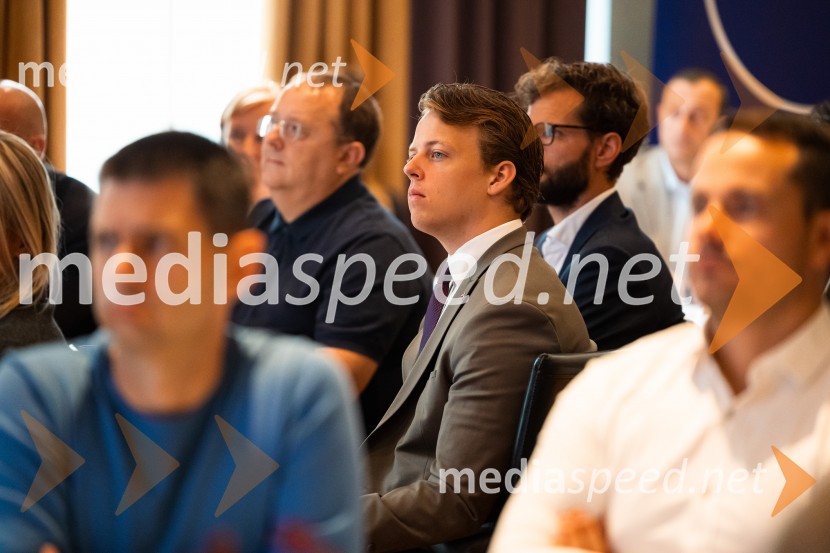 Kibernetska odpornost kot del poslovne strategije, konferenca Tea with Reason