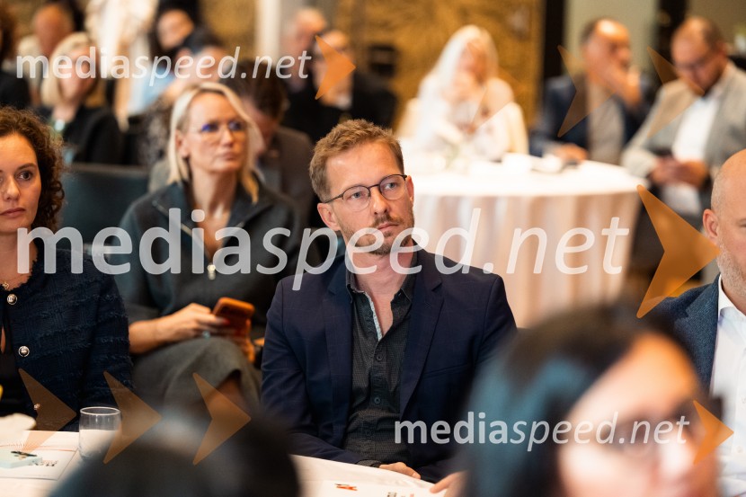 Kibernetska odpornost kot del poslovne strategije, konferenca Tea with Reason