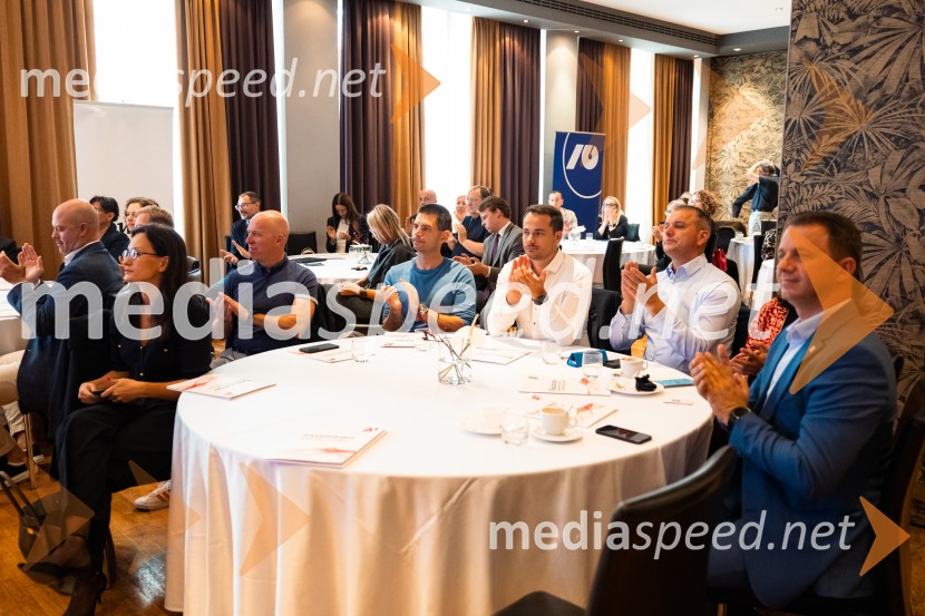 Kibernetska odpornost kot del poslovne strategije, konferenca Tea with Reason