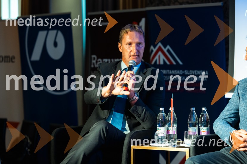Kibernetska odpornost kot del poslovne strategije, konferenca Tea with Reason