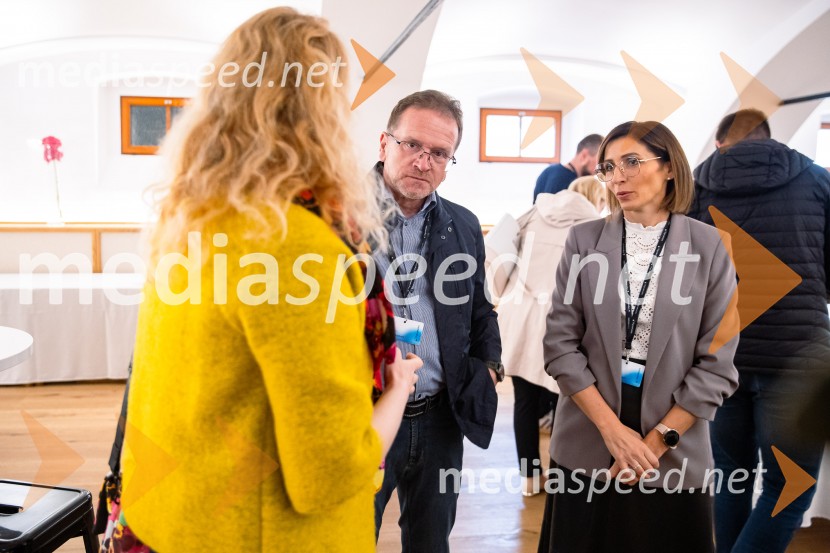 DigitalniUm, Digitalni preskok v proizvodnji