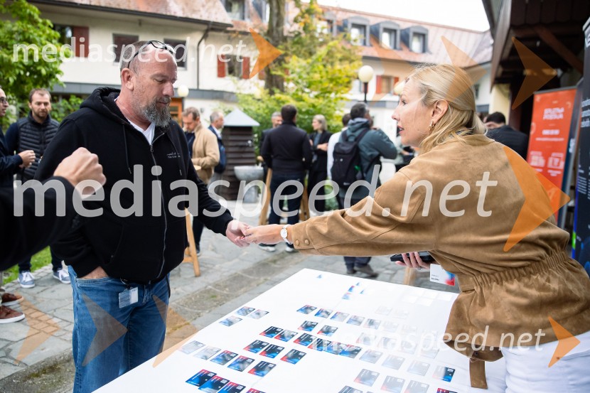 DigitalniUm, Digitalni preskok v proizvodnji