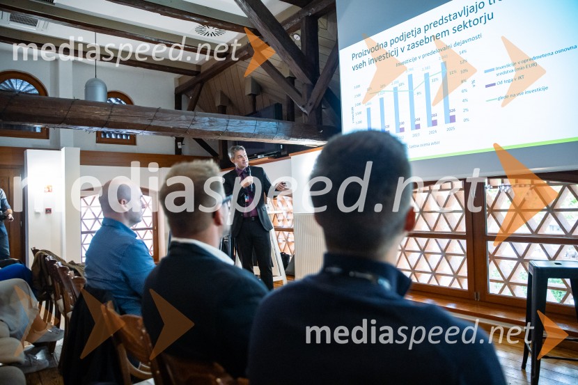 DigitalniUm, Digitalni preskok v proizvodnji