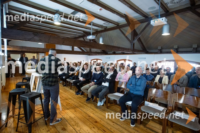 DigitalniUm, Digitalni preskok v proizvodnji
