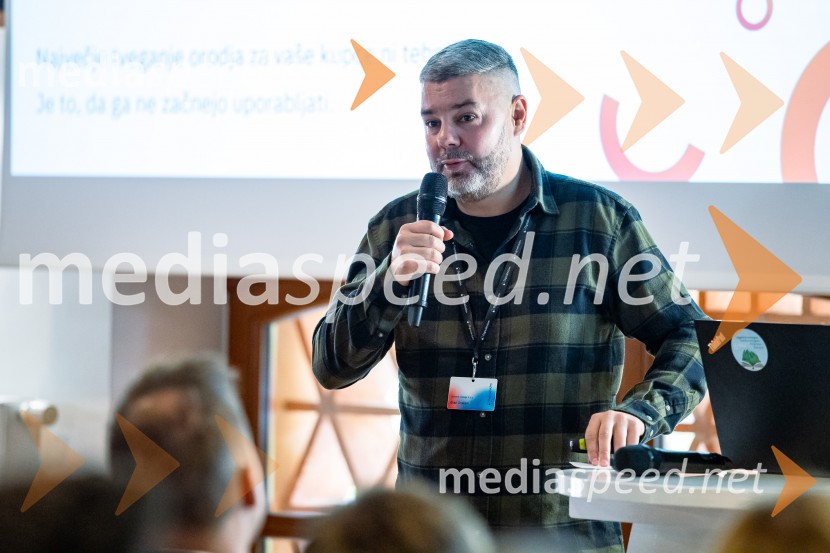 DigitalniUm, Digitalni preskok v proizvodnji
