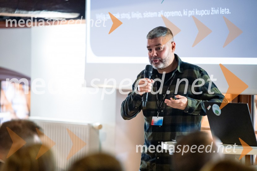 DigitalniUm, Digitalni preskok v proizvodnji
