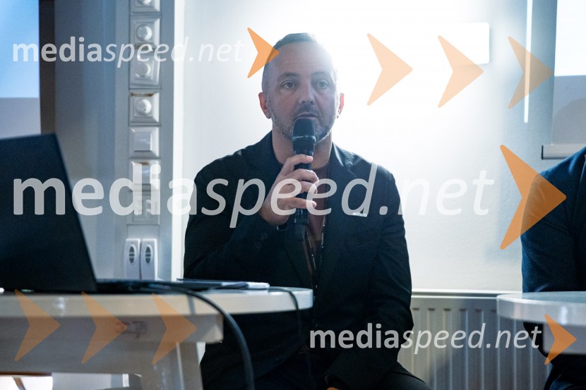 DigitalniUm, Digitalni preskok v proizvodnji